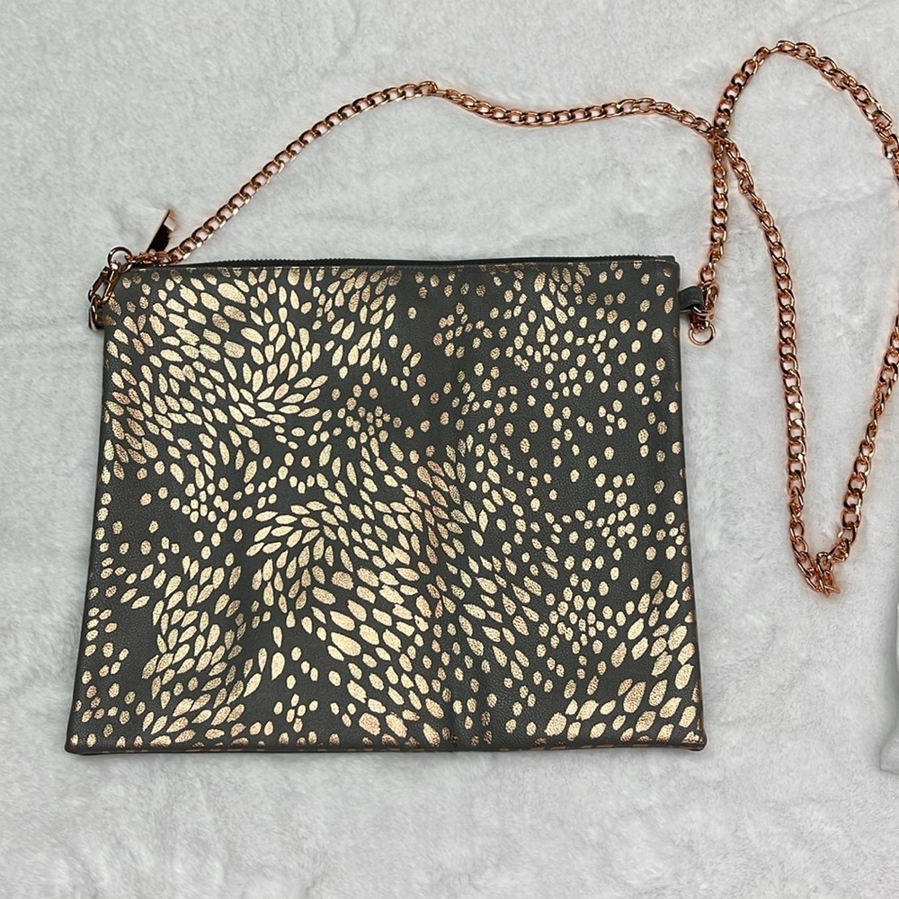 BNWT Erin Condren Rose Gold Metalic design on grey back purse. 10" x 11"